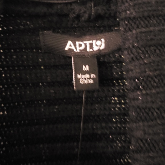 Sweater/Cardigan - Picture 3 of 6